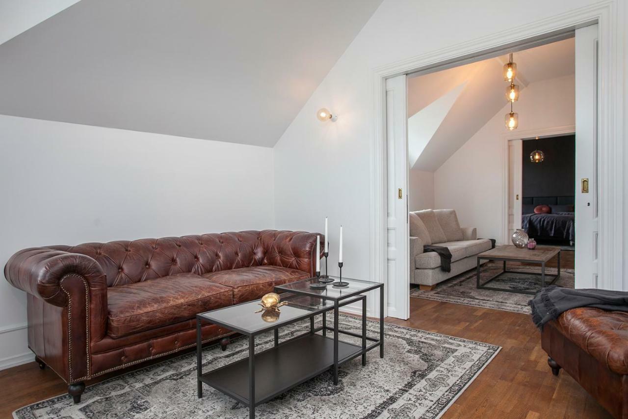 120m² 2 Slaapkamer, 2 Privé Badkamer In Centrum Appartement *